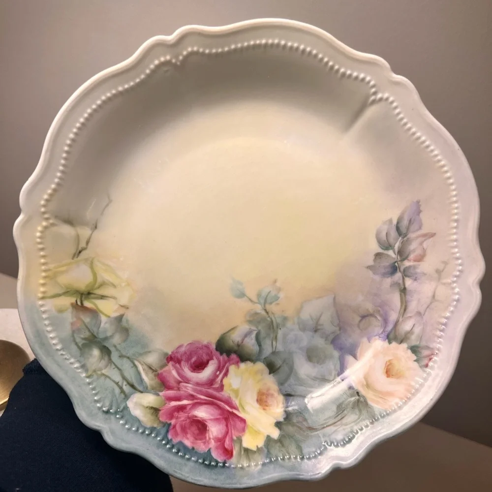 Vintage,‎ possibly antique, hand-painted porcelain bowl.